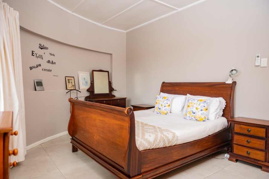 9 Bedroom Property for Sale in Nahoon Beach Eastern Cape